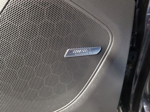 Used 2015 Audi Q7 3.0T Premium Plus w/ Premium Plus Package image 16