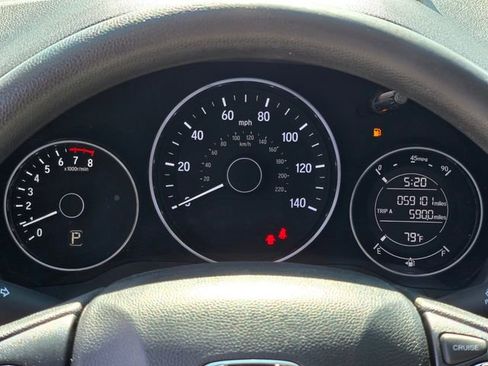 Certified 2022 Honda HR-V LX image 26