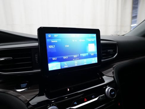 Used 2022 Ford Explorer Limited image 6