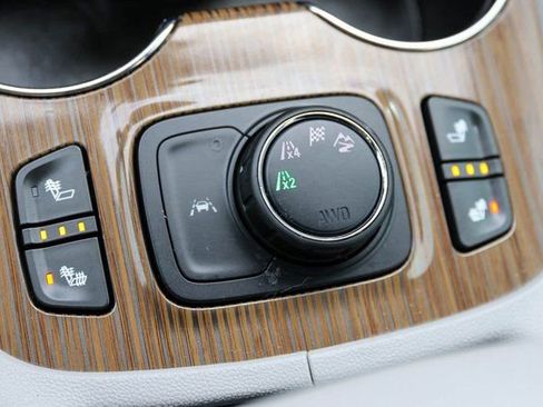 Used 2023 GMC Acadia SLE w/ Driver Convenience Package image 26