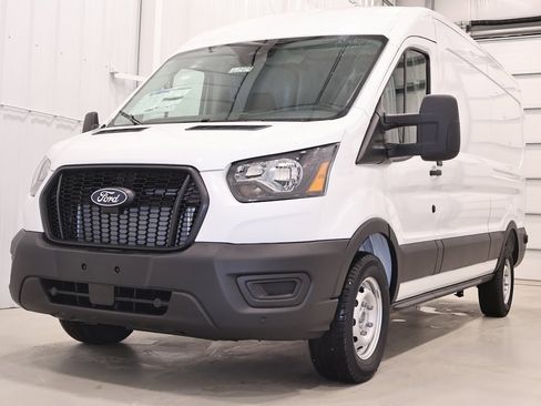 New 2026 Ford Transit 250 148 Medium Roof image 4