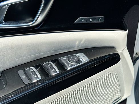 Certified 2024 Kia Carnival SX Prestige FWD image 21