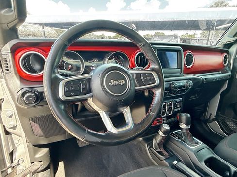 Used 2021 Jeep Wrangler Unlimited Rubicon image 12