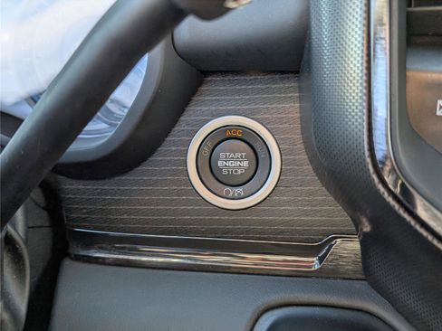 Used 2022 RAM 2500 Limited image 24