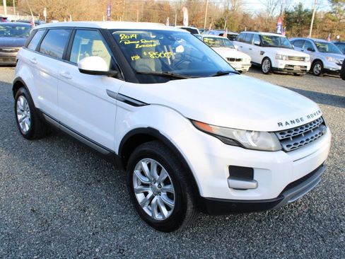 Used 2014 Land Rover Range Rover Evoque Pure image 4