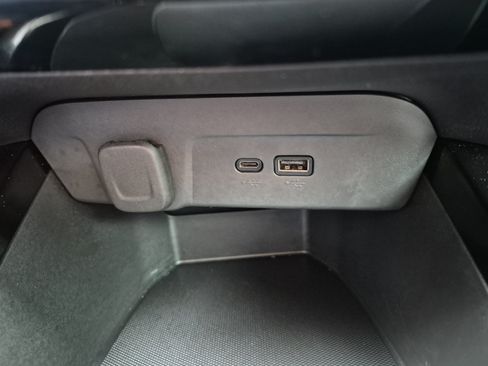 Used 2024 Chevrolet Trax LT w/ Driver Confidence Package FWD image 19