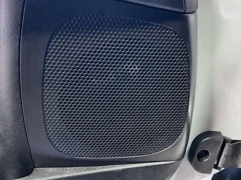 Used 2024 RAM ProMaster 2500 w/ Convenience Group FWD image 18