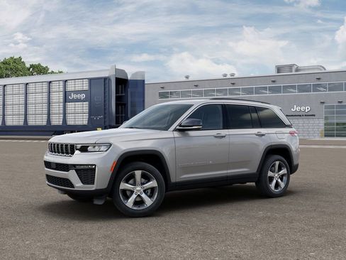 New 2026 Jeep Grand Cherokee Limited AWD/4WD image 2