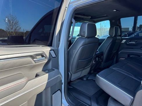 Used 2024 GMC Sierra 1500 AT4X image 40