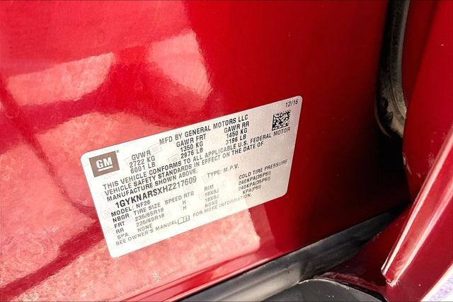 Used 2017 Cadillac XT5 FWD w/ LPO, Wheel Lock Package image 19