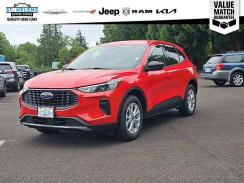 Used 2024 Ford Escape Active AWD/4WD image 1