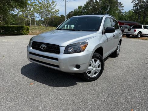 Used 2007 Toyota RAV4 2WD image 29