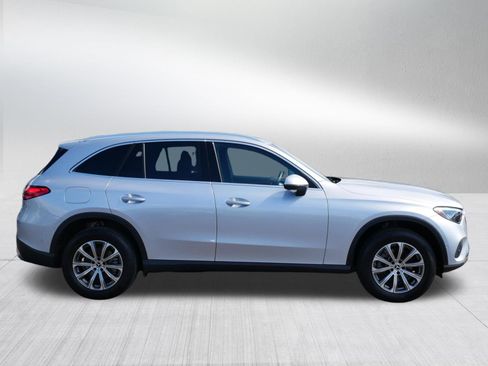 Used 2023 Mercedes-Benz GLC 300 4MATIC image 8