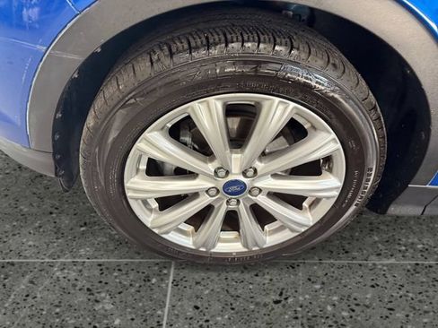 Used 2017 Ford Escape Titanium FWD image 24