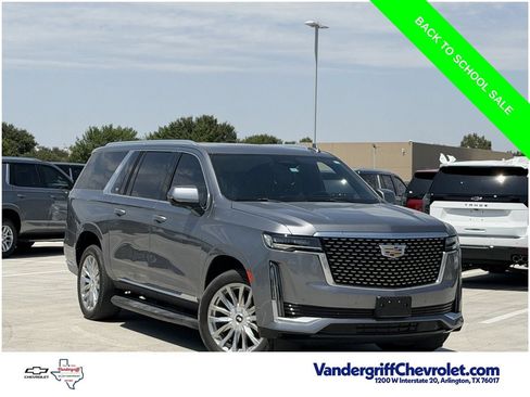 Used 2021 Cadillac Escalade ESV Premium Luxury AWD/4WD image 2
