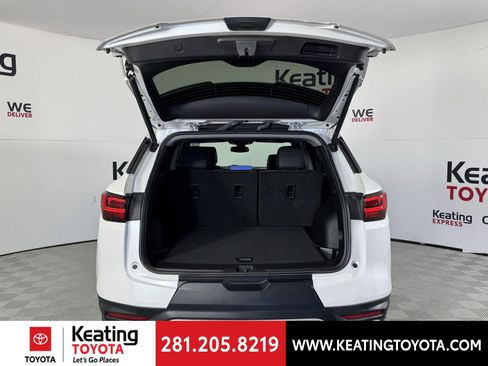 Used 2023 Chevrolet Blazer LT image 16