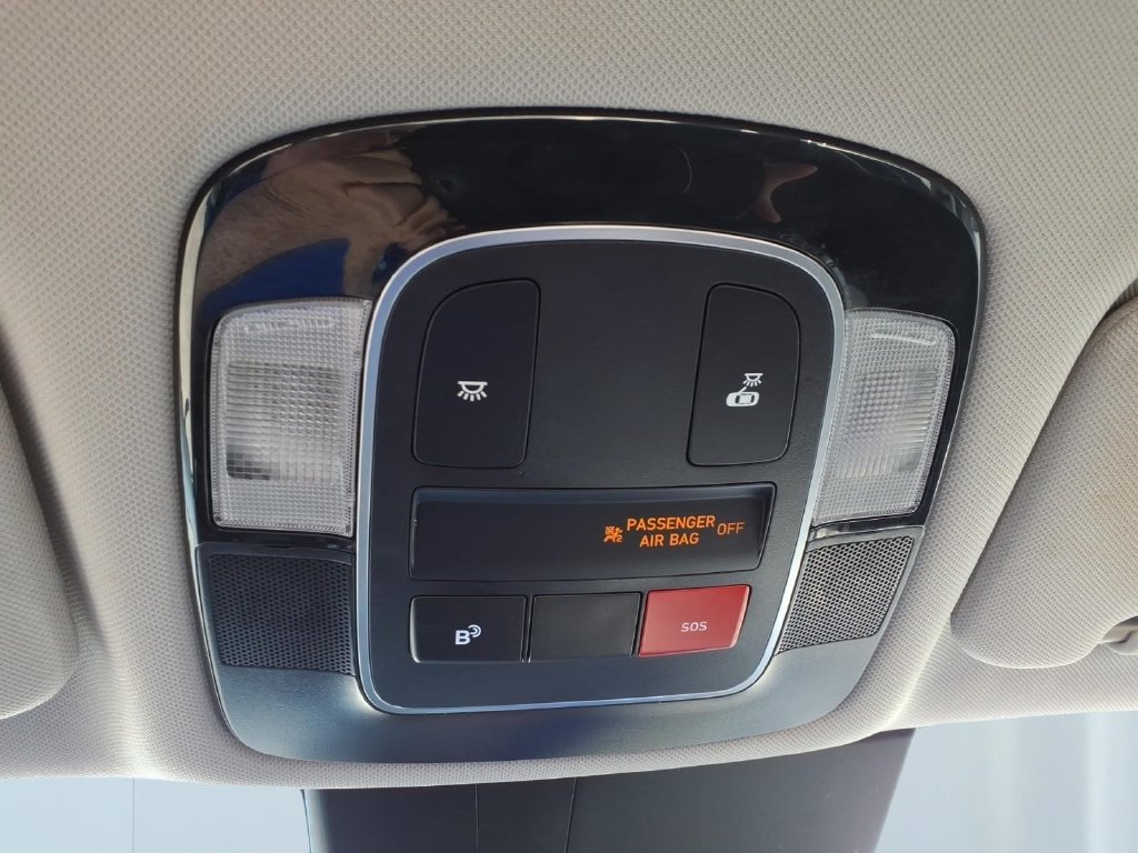 Used 2025 Hyundai Sonata SEL FWD image 25
