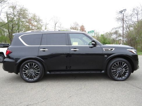 Used 2020 INFINITI QX80 Luxe w/ Edition 30 Package AWD/4WD image 4