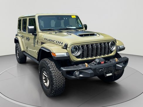 Used 2025 Jeep Wrangler Unlimited Rubicon 392 AWD/4WD image 8