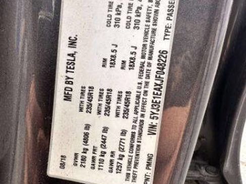 Used 2018 Tesla Model 3 Long Range image 1