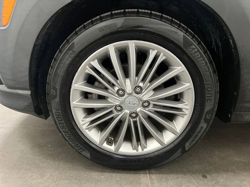 Used 2021 Hyundai Kona SEL FWD image 28