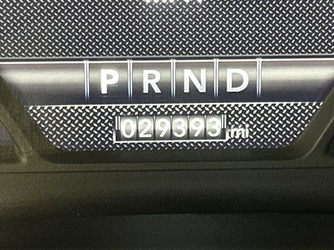 Used 2023 RAM 1500 Laramie AWD/4WD image 18