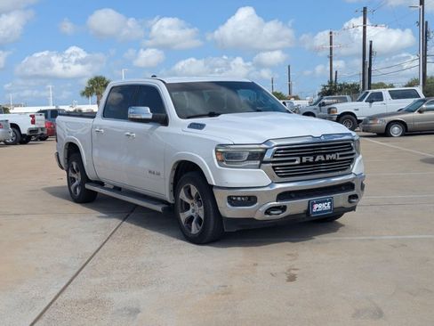 Used 2022 RAM 1500 Laramie RWD image 3