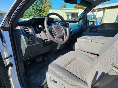 Used 2014 Ford F150 XLT w/ Equipment Group 302A Luxury AWD/4WD image 11