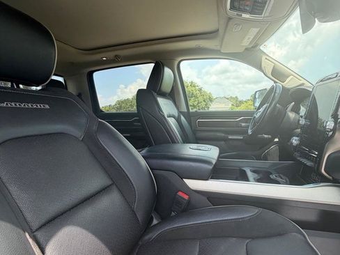 Used 2022 RAM 1500 Laramie w/ Laramie Southwest Edition AWD/4WD image 13
