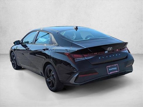 New 2026 Hyundai Elantra Sport FWD image 7