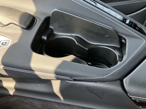 Used 2025 Chevrolet Corvette Stingray Preferred Cpe image 32