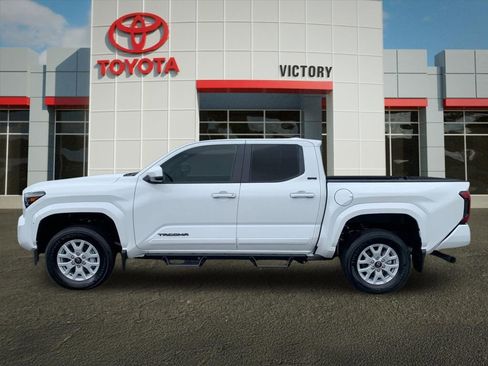 New 2026 Toyota Tacoma SR5 AWD/4WD image 6
