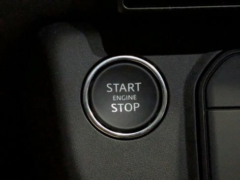 New 2026 Land Rover Defender 110 X-Dynamic SE AWD/4WD image 23