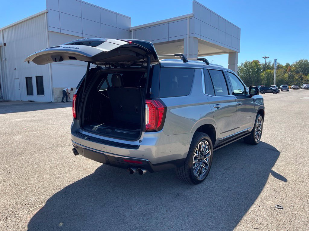 Used 2023 GMC Yukon Denali Ultimate AWD/4WD image 60