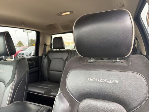 Used 2019 RAM 1500 Laramie AWD/4WD image 22