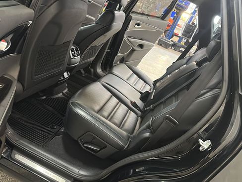 Used 2016 Kia Sorento SX AWD/4WD image 23