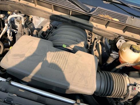 Used 2022 Chevrolet Silverado 1500 LTZ AWD/4WD image 33