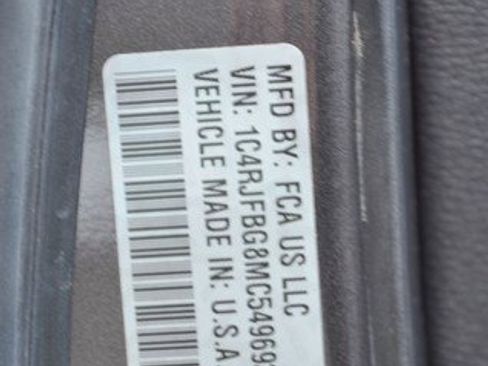 Used 2021 Jeep Grand Cherokee Limited w/ Luxury Group II image 14