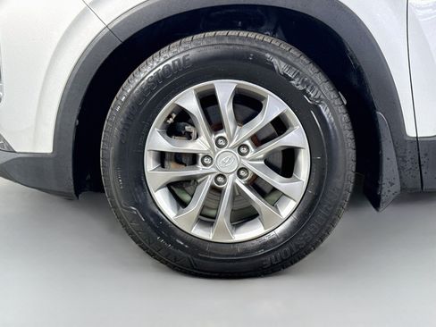 Used 2019 Hyundai Santa Fe SEL AWD/4WD image 38