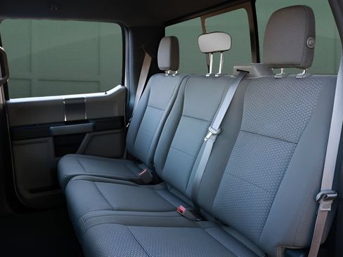 Used 2018 Ford F150 XLT w/ Equipment Group 302A Luxury AWD/4WD image 18