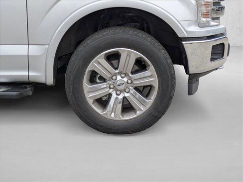 Used 2019 Ford F150 Lariat w/ Equipment Group 502A Luxury image 17