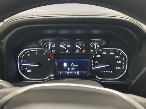 Used 2021 GMC Sierra 3500 SLT w/ SLT Premium Package image 10