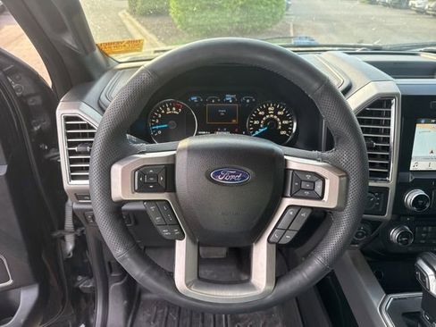 Used 2016 Ford F150 Platinum w/ Equipment Group 701A Luxury AWD/4WD image 16