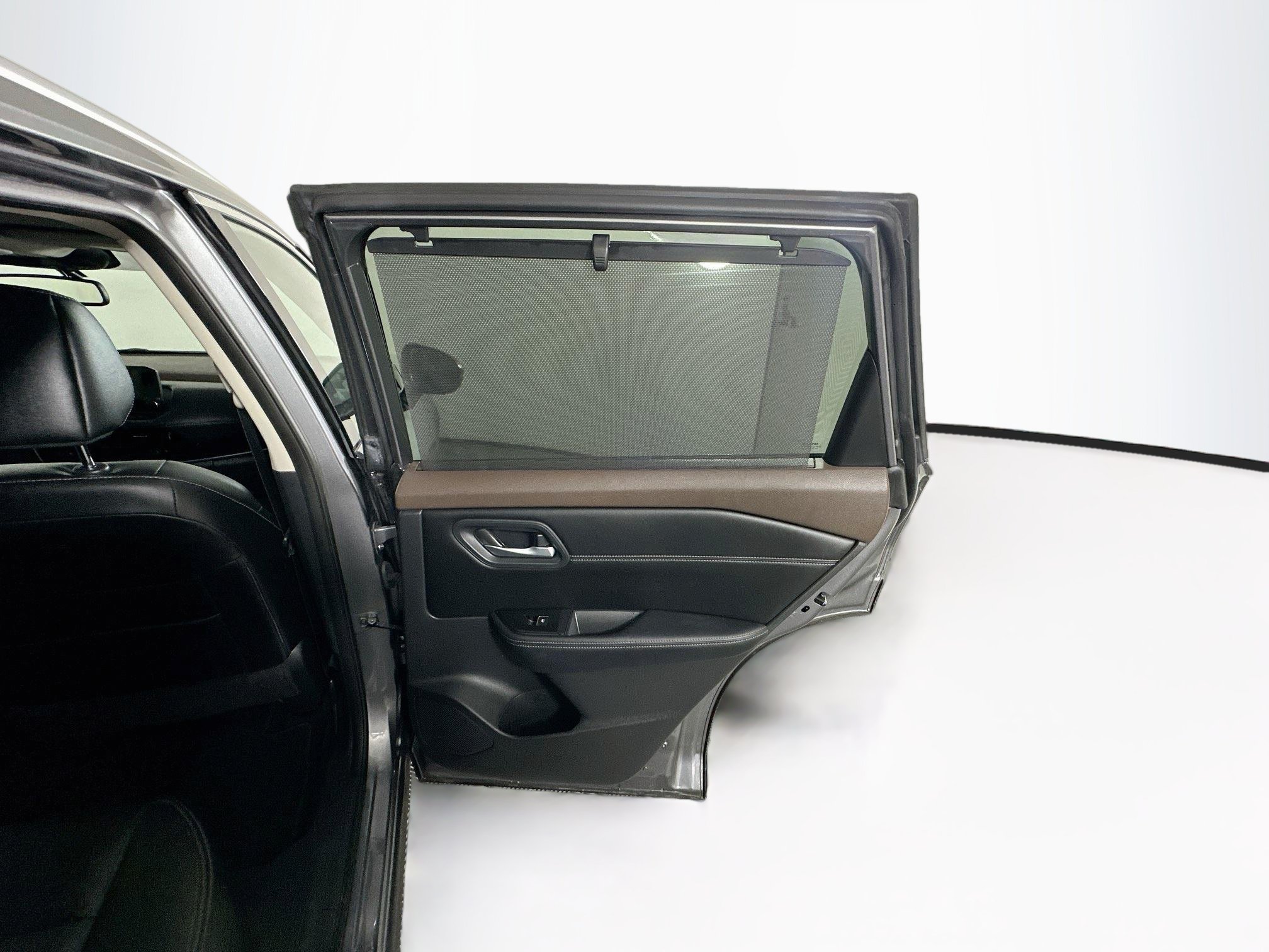 Used 2023 Nissan Rogue SL w/ SL Premium Package FWD image 31