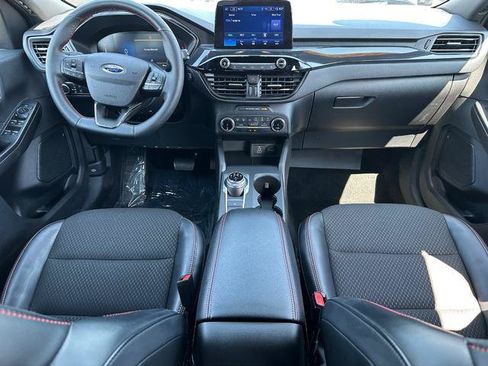 Used 2025 Ford Escape ST-Line AWD/4WD image 12