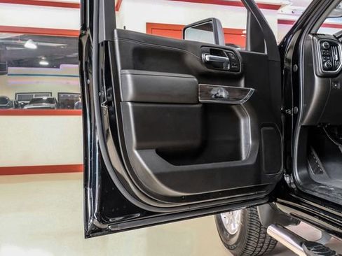 Used 2022 Chevrolet Silverado 2500 LTZ image 34