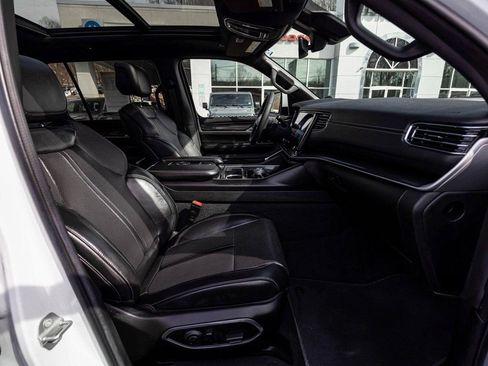 Used 2022 Jeep Wagoneer Series I w/ Premium Group I image 35