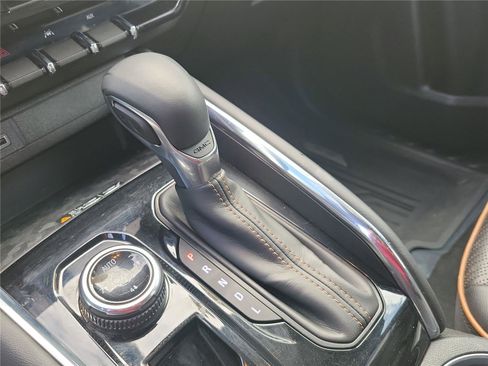 Used 2023 GMC Canyon AT4 w/ AT4 Premium Package AWD/4WD image 29