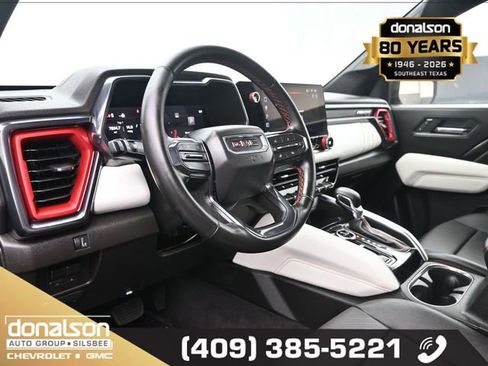 Used 2026 GMC Canyon AT4X w/ AT4X AEV Edition AWD/4WD image 8