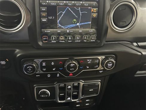 Used 2018 Jeep Wrangler Unlimited Sahara w/ Dual Top Group image 23